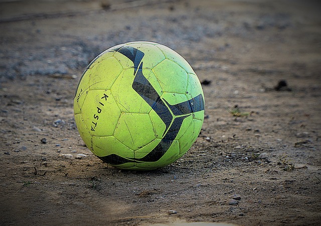 他开始定期 他开始定期